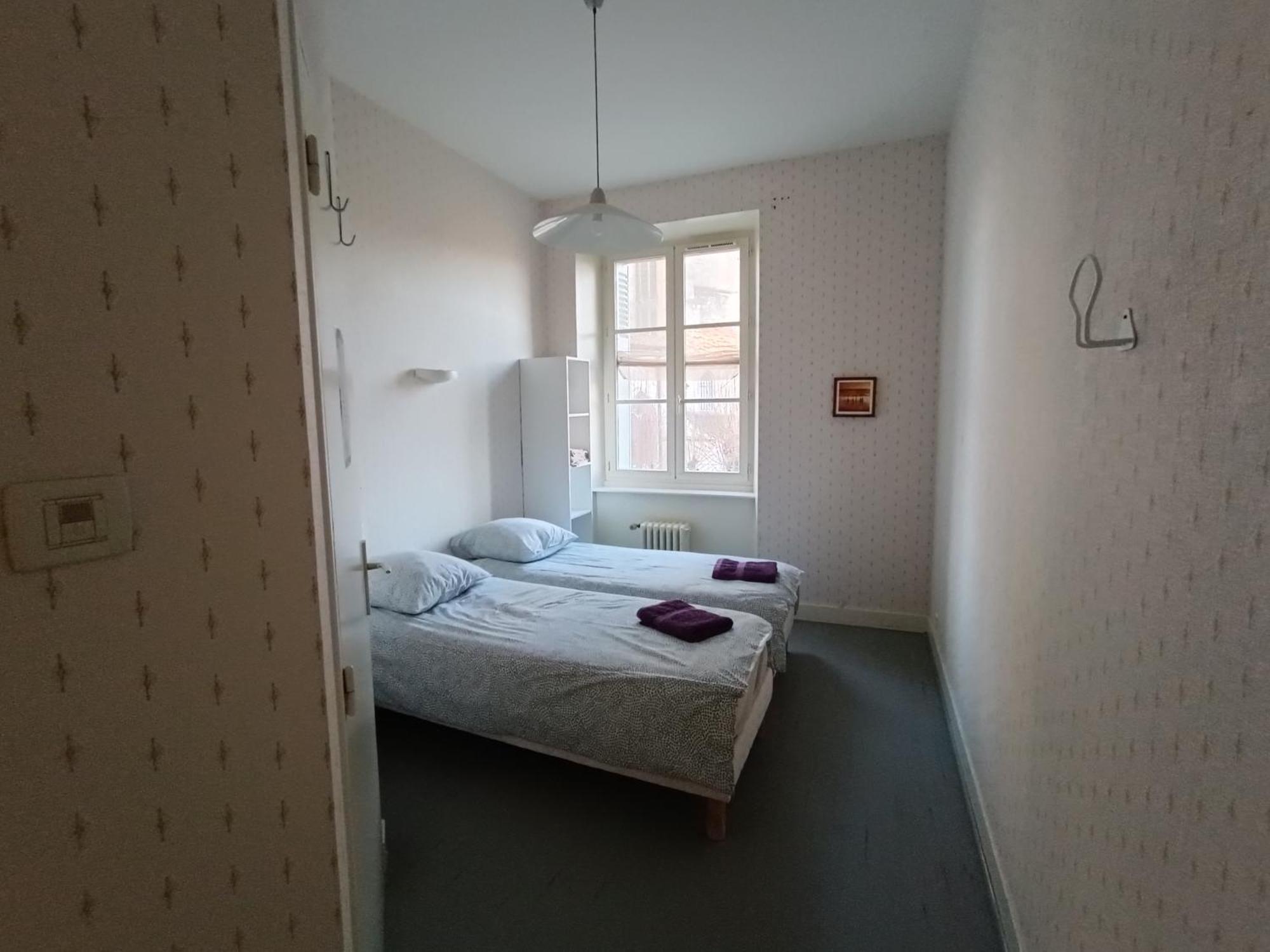 Gîte d'étape du Clos Saint Roch Viviers Extérieur photo